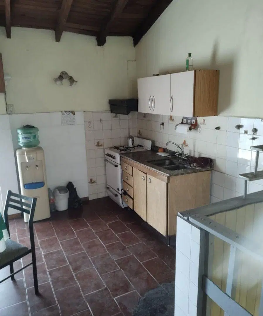 VENTA DE GALPON CON DTO.3 AMBIENTES Y MONOAMBIENTE 3