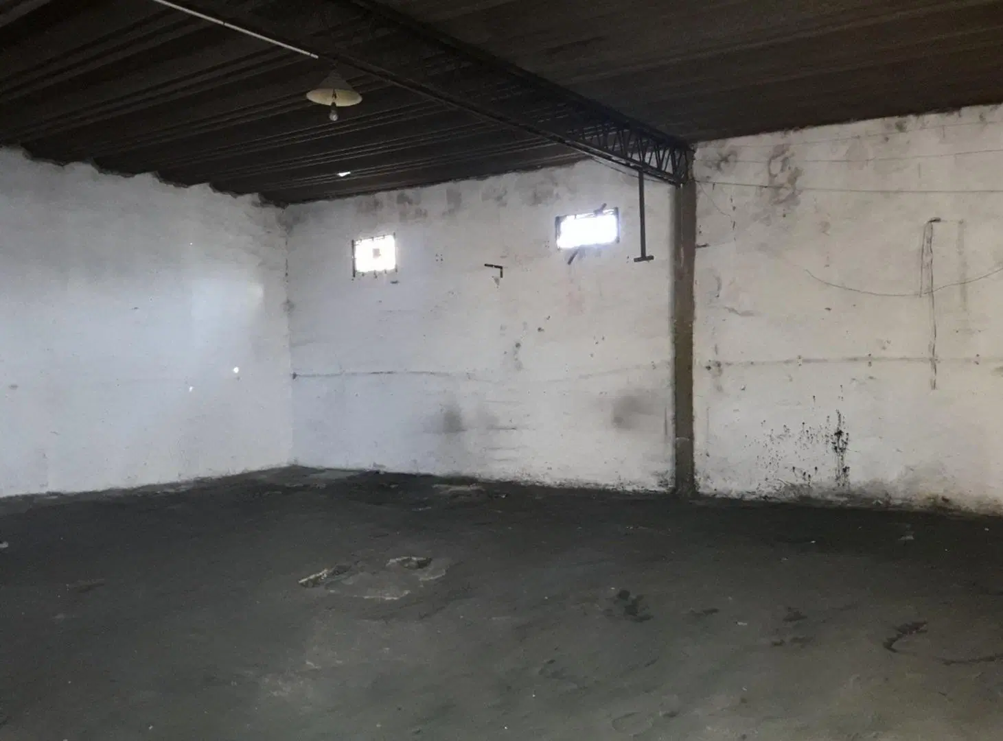 VENTA DE GALPON CON DTO.3 AMBIENTES Y MONOAMBIENTE 2