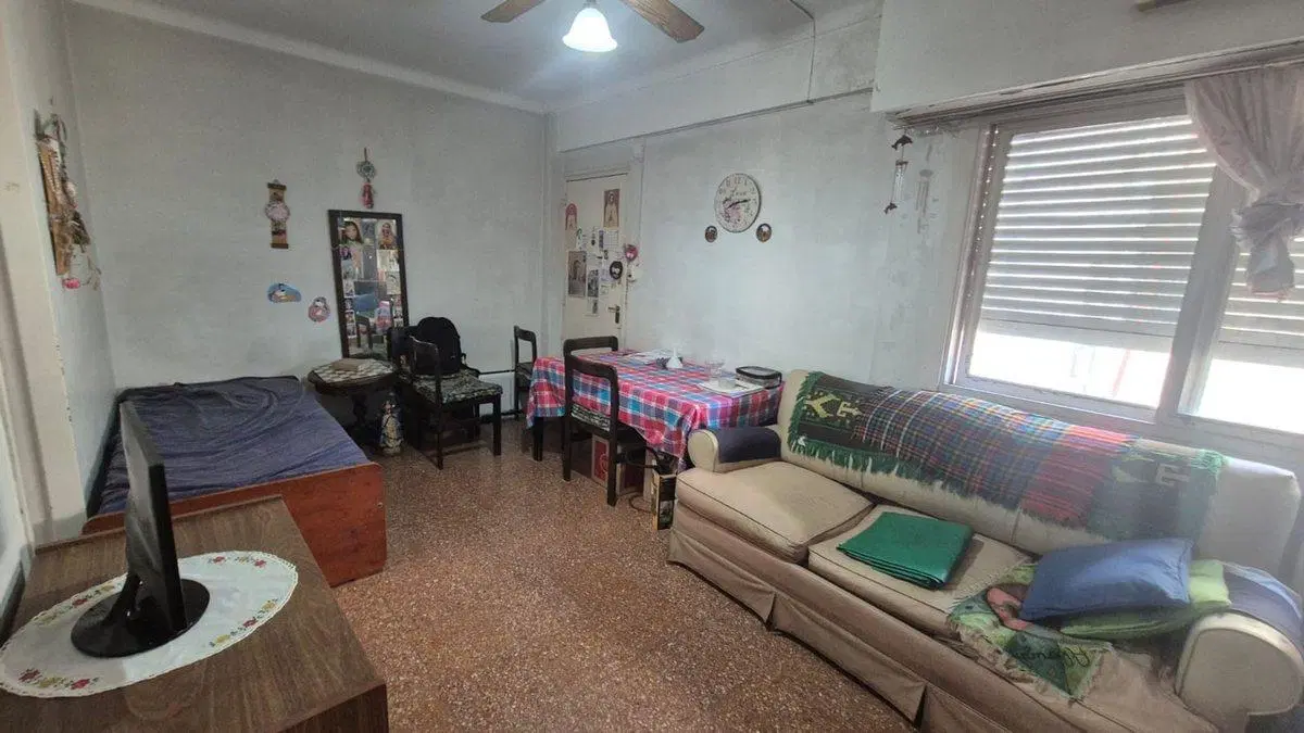 VENTA DEPARTAMENTO 3 AMBIENTES EN RAMOS MEJÍA 4