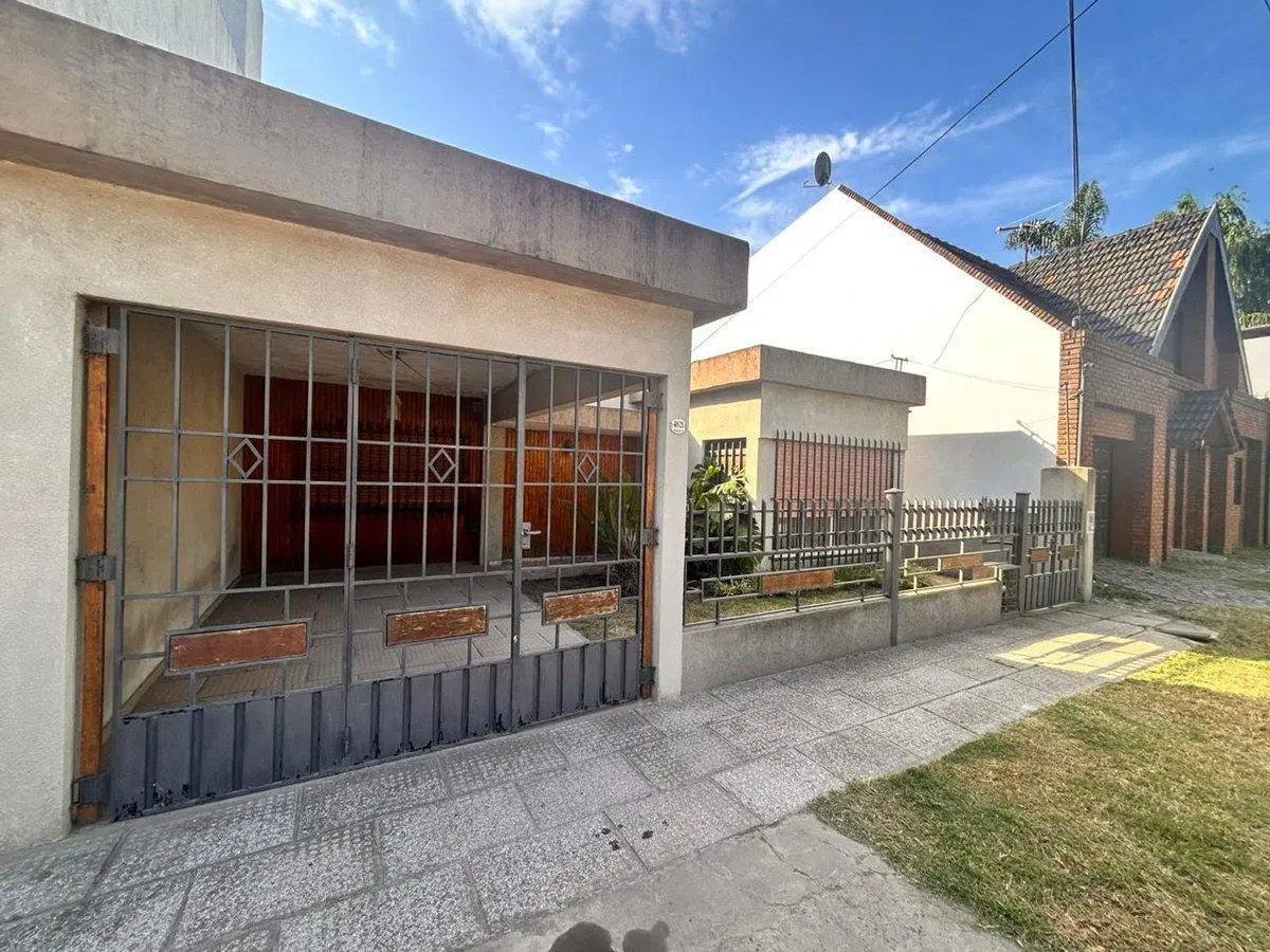 VENTA CASA 3 ambientes VILLA LUZURIAGA 3