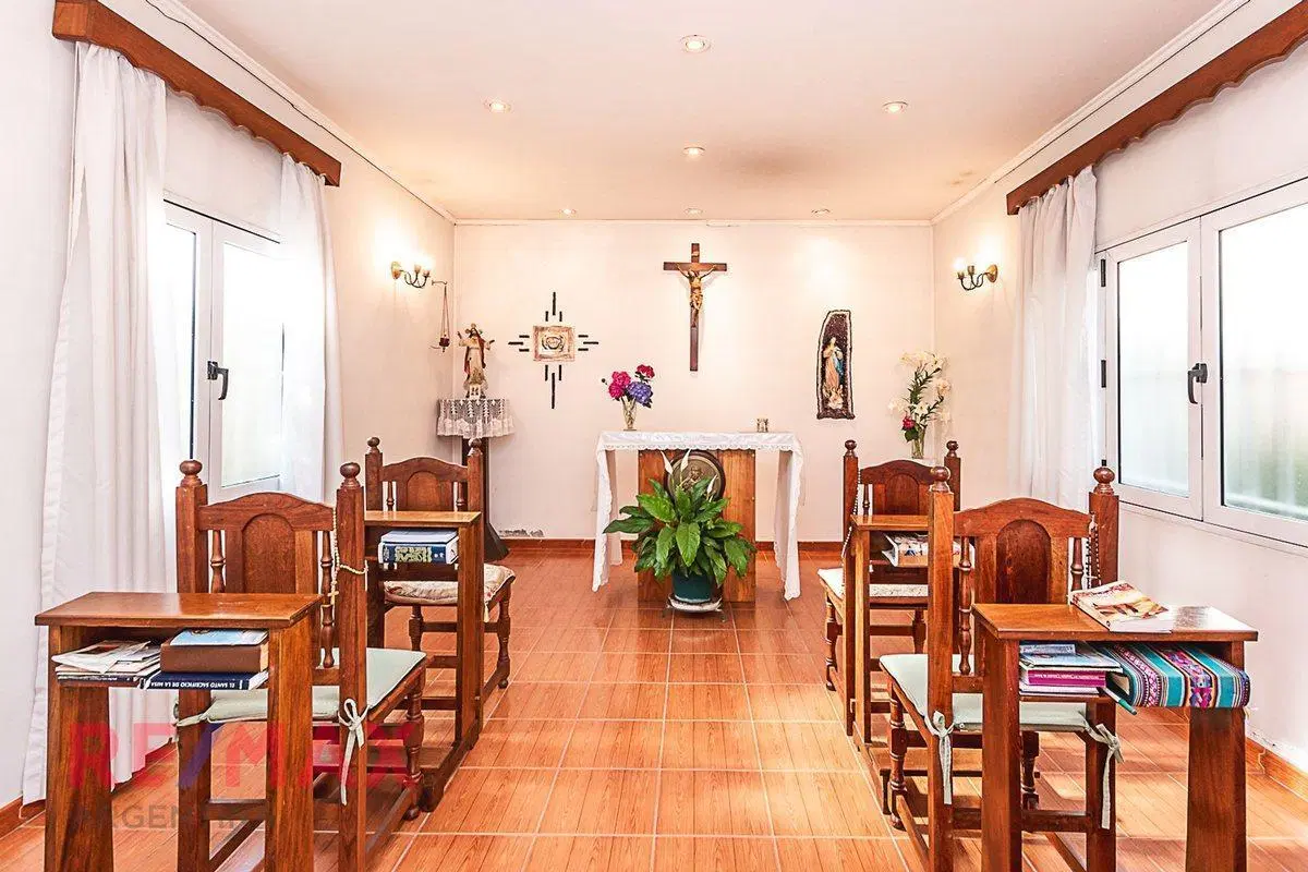 VENTA CASA HAEDO 4