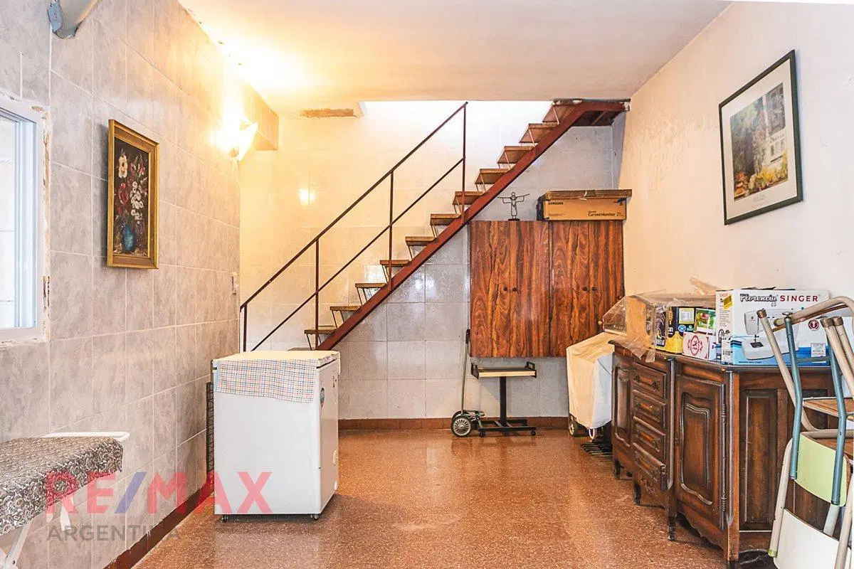 VENTA CASA HAEDO 8