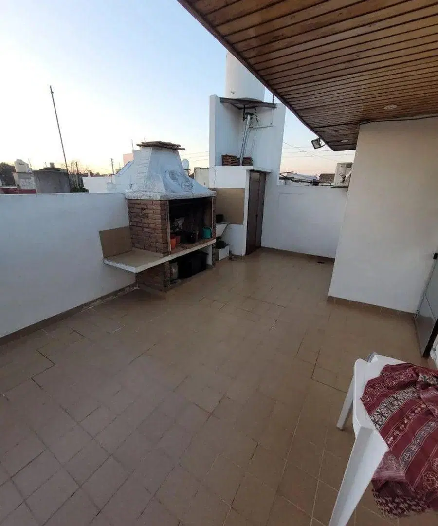 VENTA DE PH 4 AMBIENTES LOMAS DEL MIRADOR 8