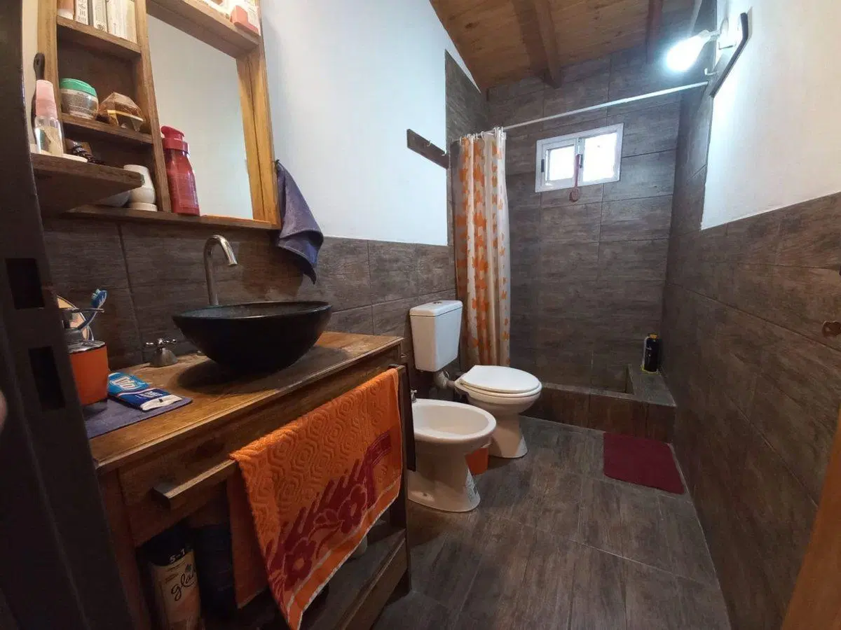 Venta casa multifamiliar 6 ambientes G. Catán 2
