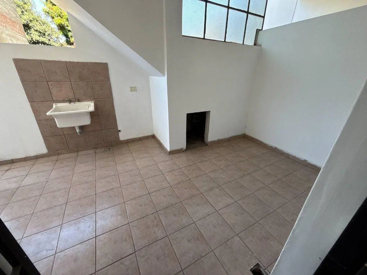 VENTA PH 3 AMBIENTES LOMAS DEL MIRADOR 5
