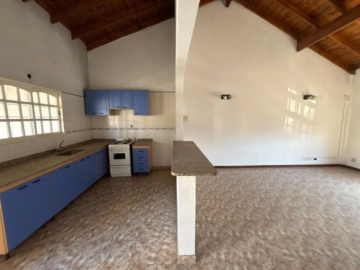 VENTA PH 3 AMBIENTES LOMAS DEL MIRADOR 5