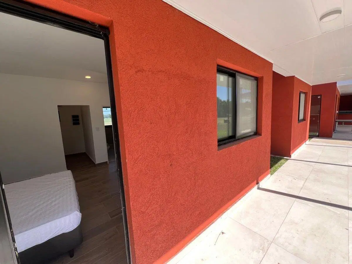 VENTA CASA  LAS GOLONDRINAS GOLF  LUJAN 4