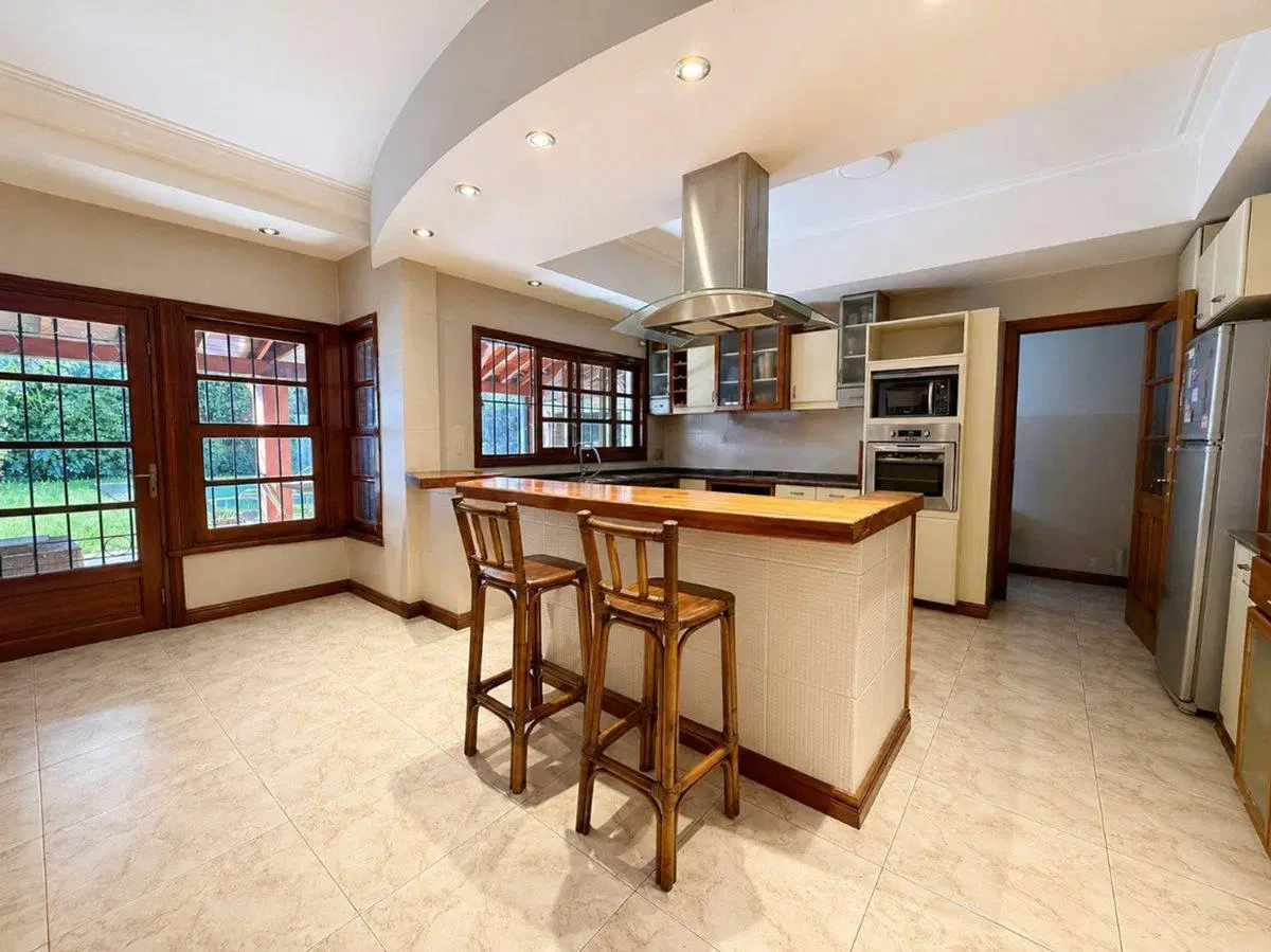 VENTA CASA 5 AMBIENTES EN RAMOS MEJIA 3