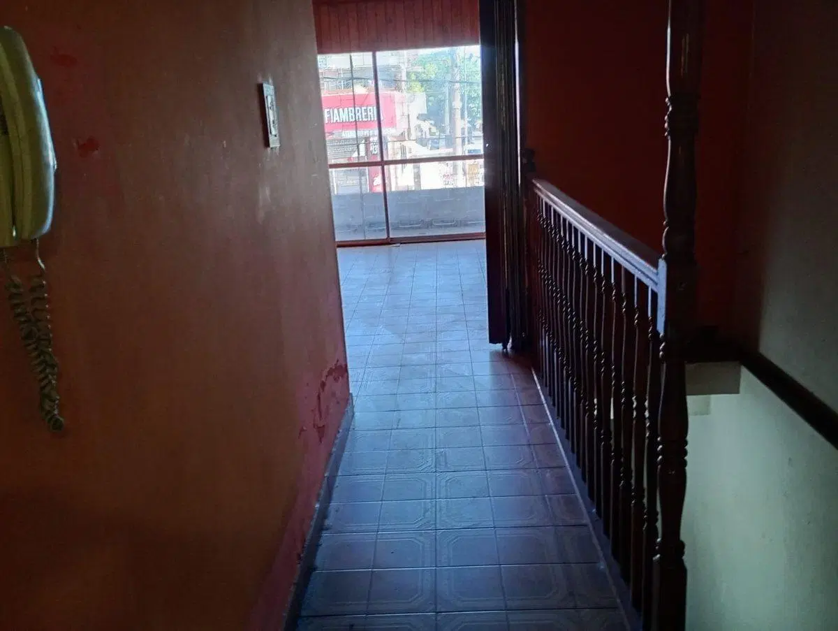 VENTA CASA MULTIFAMILIAR LOCAL Y GARAGE LAFERRERE 5