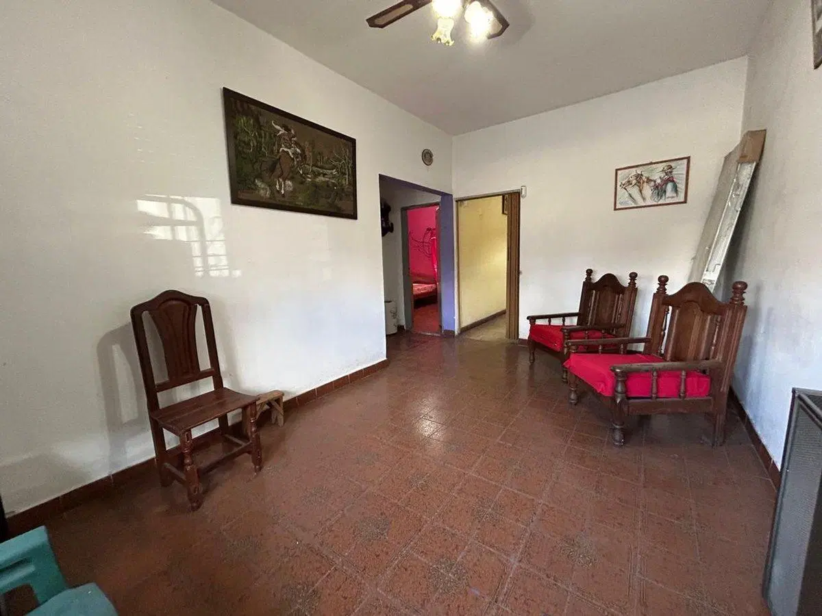 VENTA CASA 3 AMB EN LAFERRERE 5