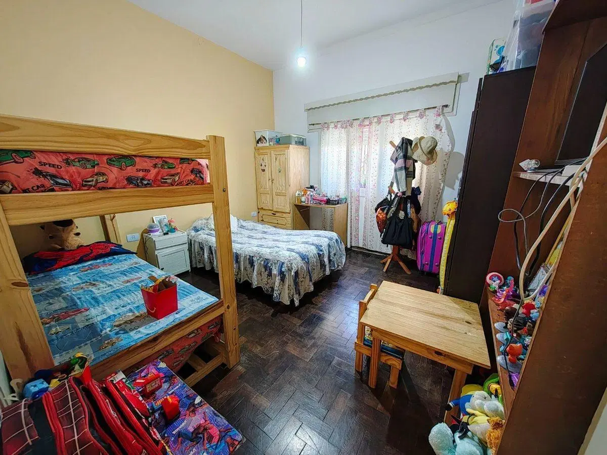 VENTA CASA 3 AMBIENTES MORON 5