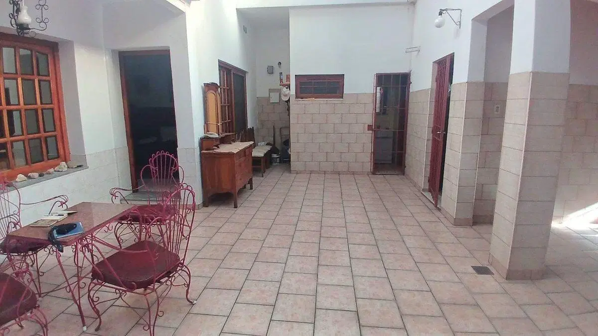 VENTA DE CASA 6 AMBIENTES EN RAMOS MEJÍA 5