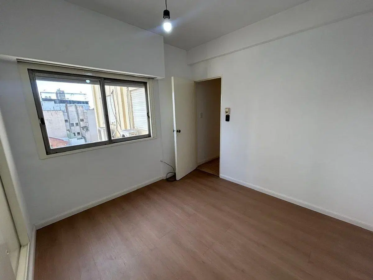 VENTA DEPARTAMENTO 2 AMBIENTES EN RAMOS MEJIA 4