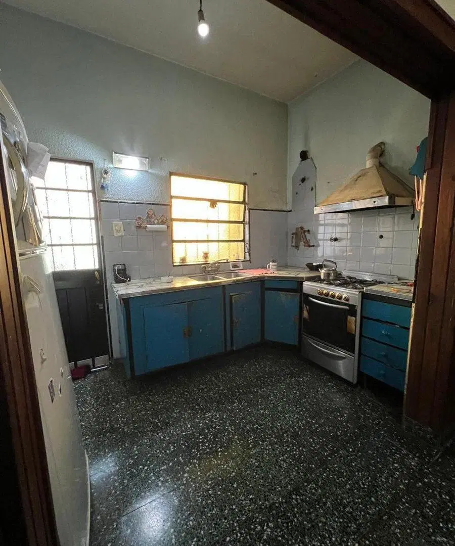 VENTA CASA 3 AMBIENTES  EN VILLA LUZURIAGA 3