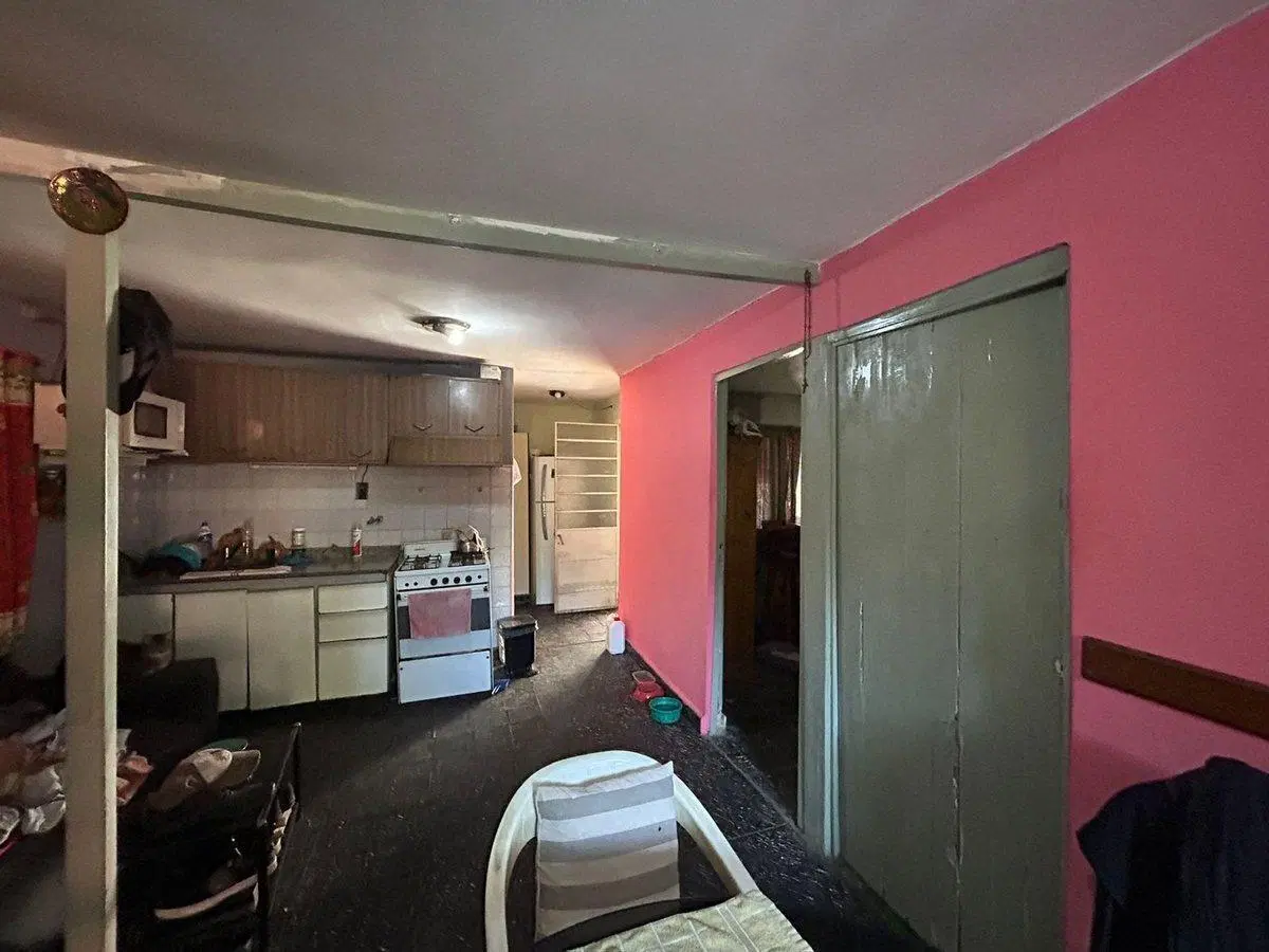 VENTA CASA 4 AMB EN VILLA LUZURIAGA 5