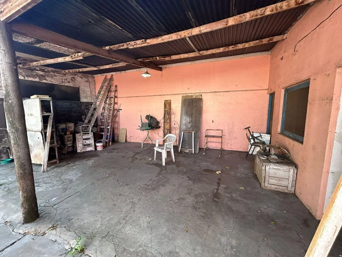 VENTA CASA 4 AMB EN VILLA LUZURIAGA 2