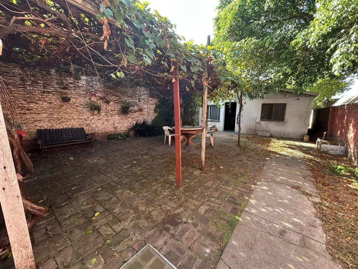 VENTA LOTE EN VILLA LUZURIAGA 2