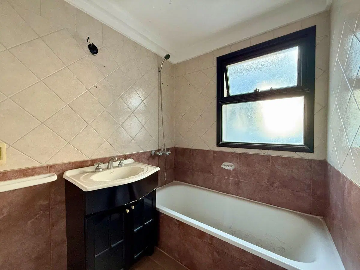 Venta departamento tres ambientes en Ramos Mejia 5