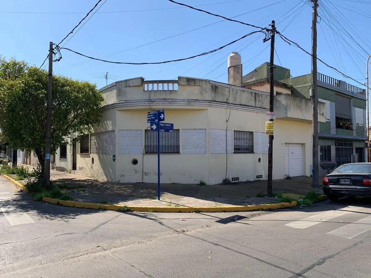 VENTA CASA 3 AMBIENTES LA TABLADA 4