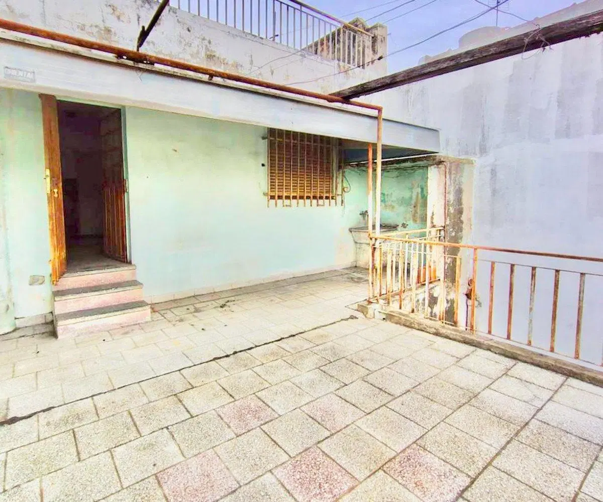 VENTA CASA 4 AMBIENTES ISIDRO CASANOVA 5