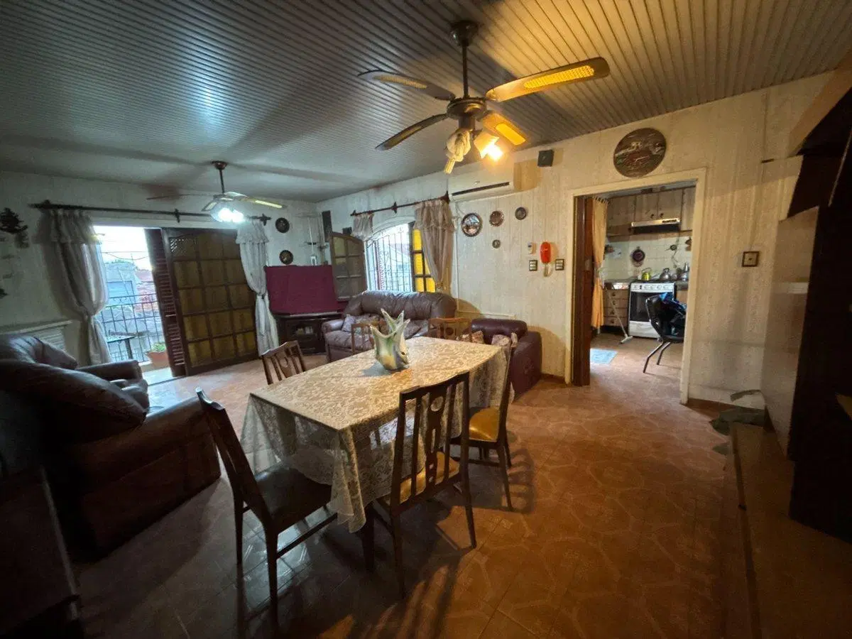 VENTA PH 4 AMBIENTES VILLA TESEI 3