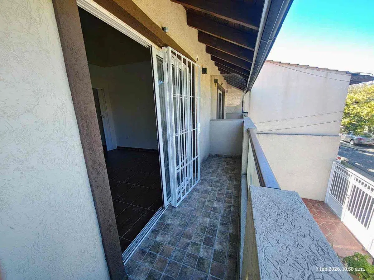 Venta Duplex 3 ambientes Ramos Mejía 2