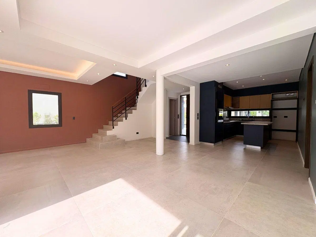 VENTA CASA 6 AMBIENTES CASTAÑOS NORDELTA 3