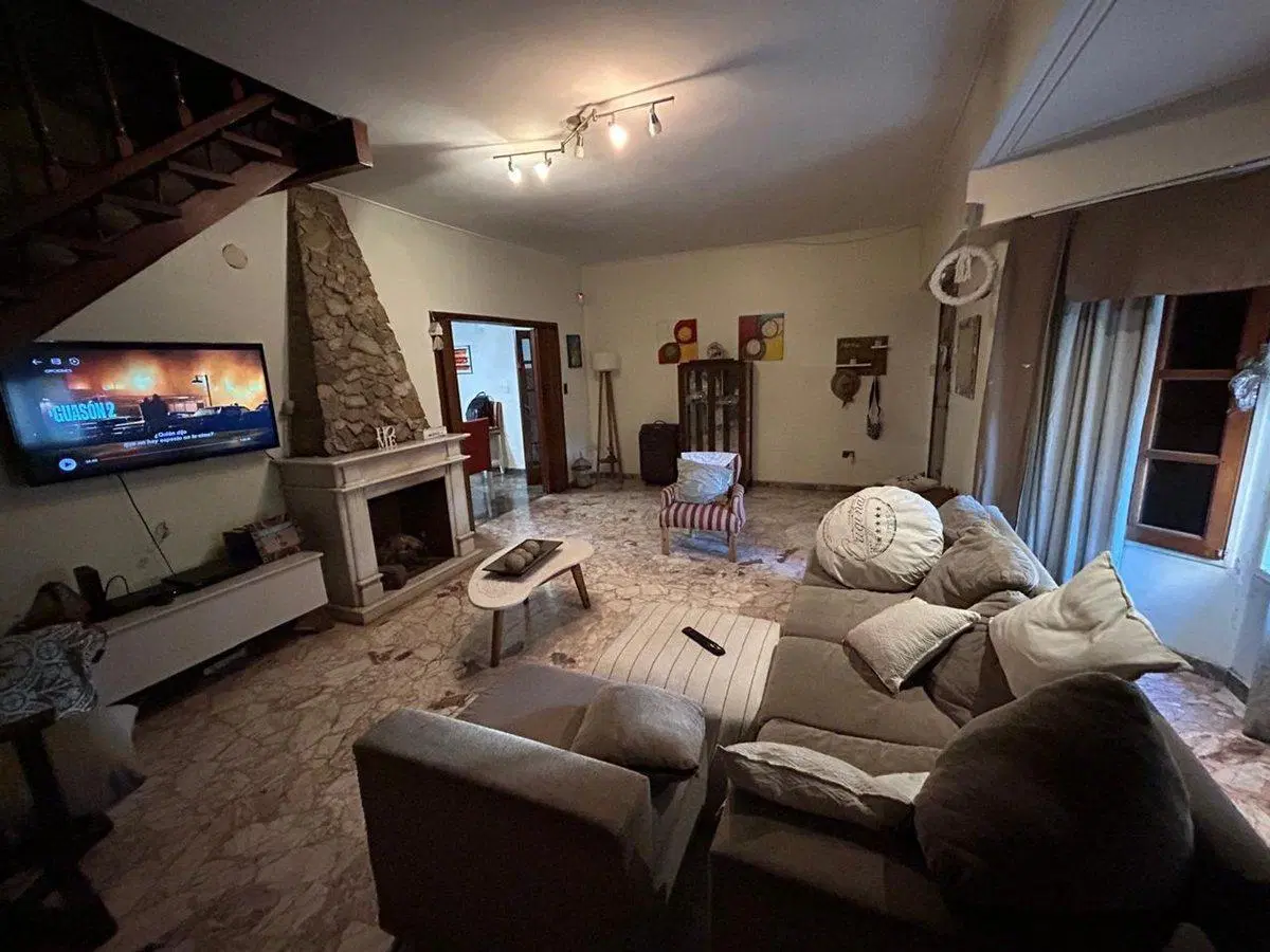 VENTA CASA 5 AMBIENTES EN VILLA LUZURIAGA 3
