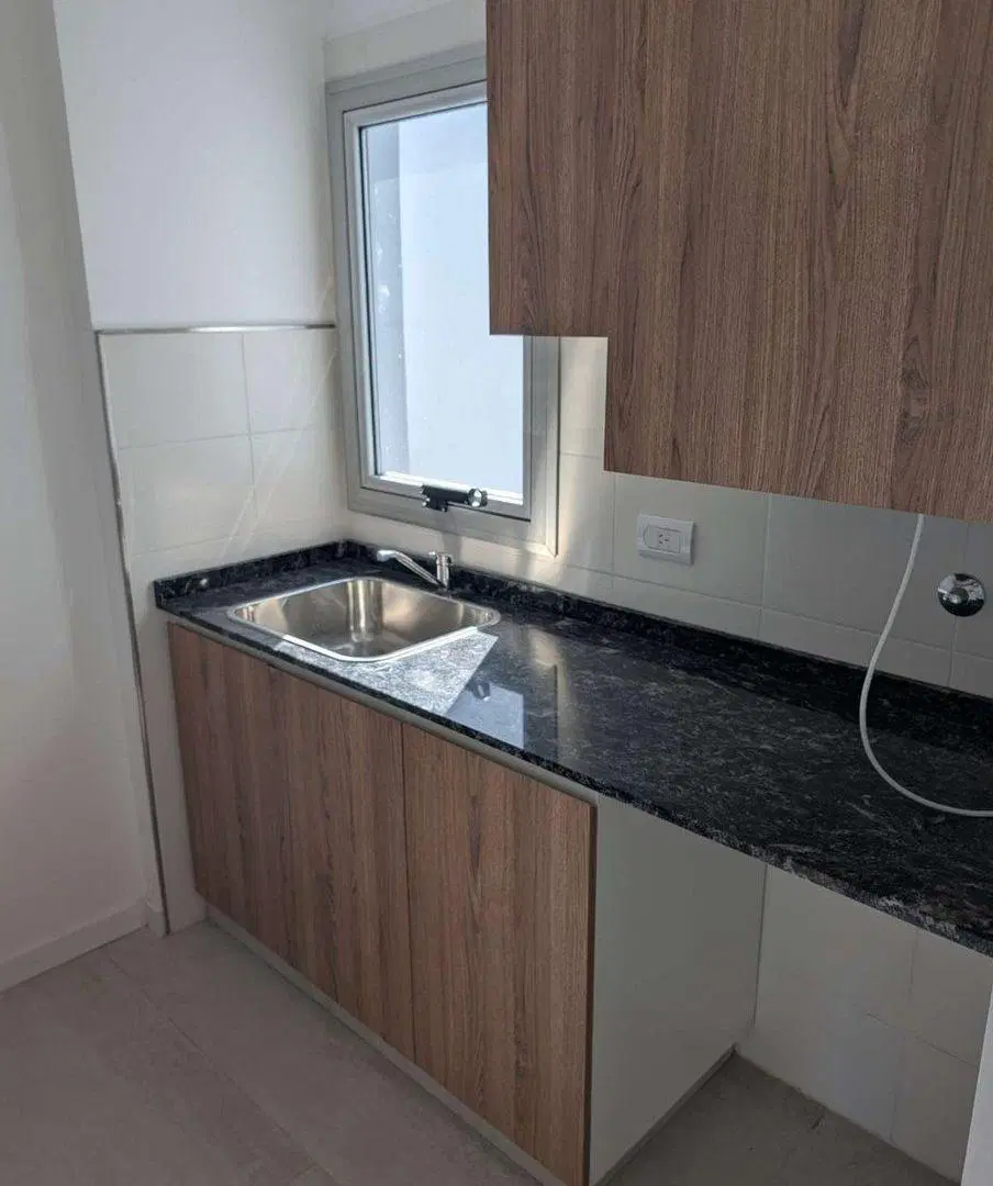 Venta de Departamento 2 amb. Caseros 3