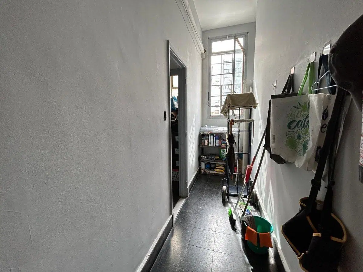 VENTA OFICINA EN BALVANERA 4