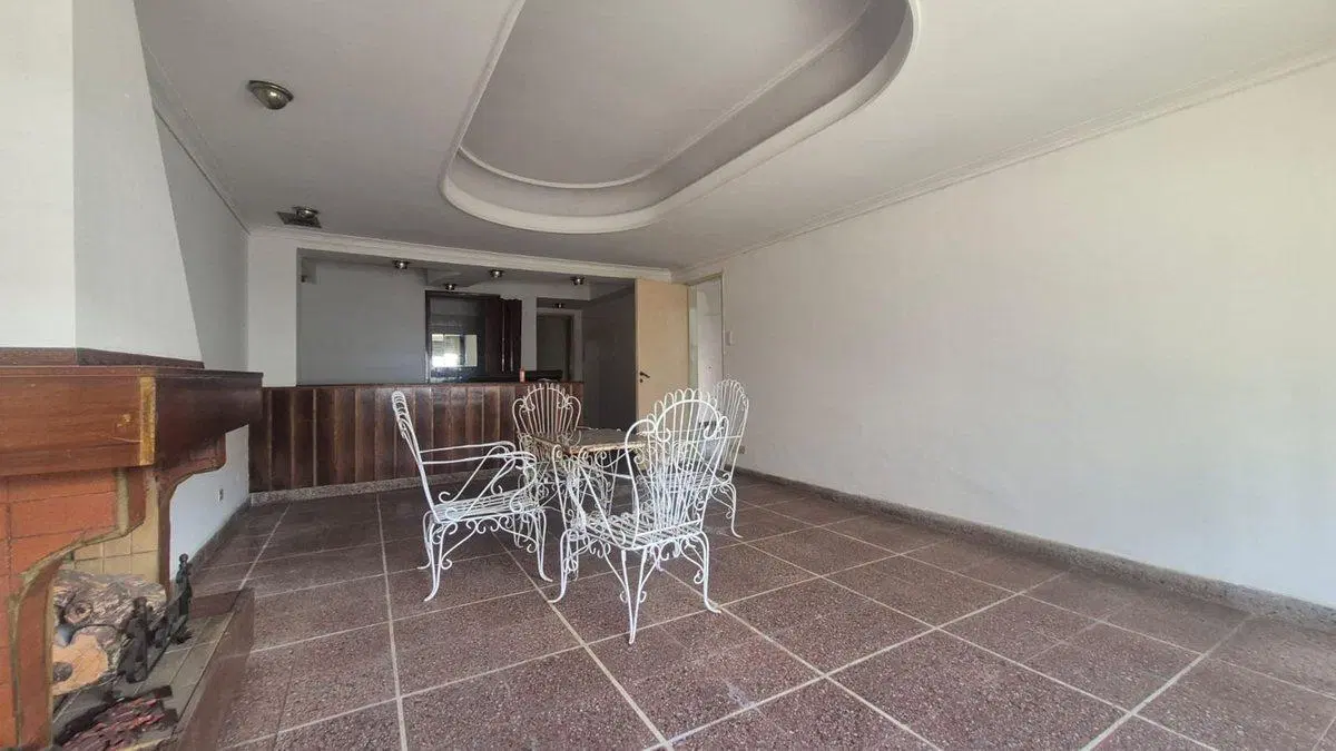 Venta casa cuatro ambientes en Ramos Mejia 3