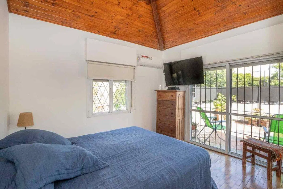 VENTA CASA 5 AMBIENTES VILLA DEL PARQUE 3