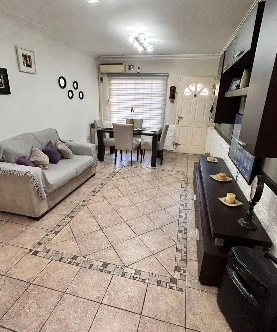 VENTA CASA RAMOS MEJÍA 4