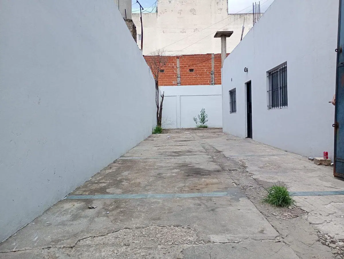 VENTA TERRENO CON LOCAL COMERCIAL SAN JUSTO 3