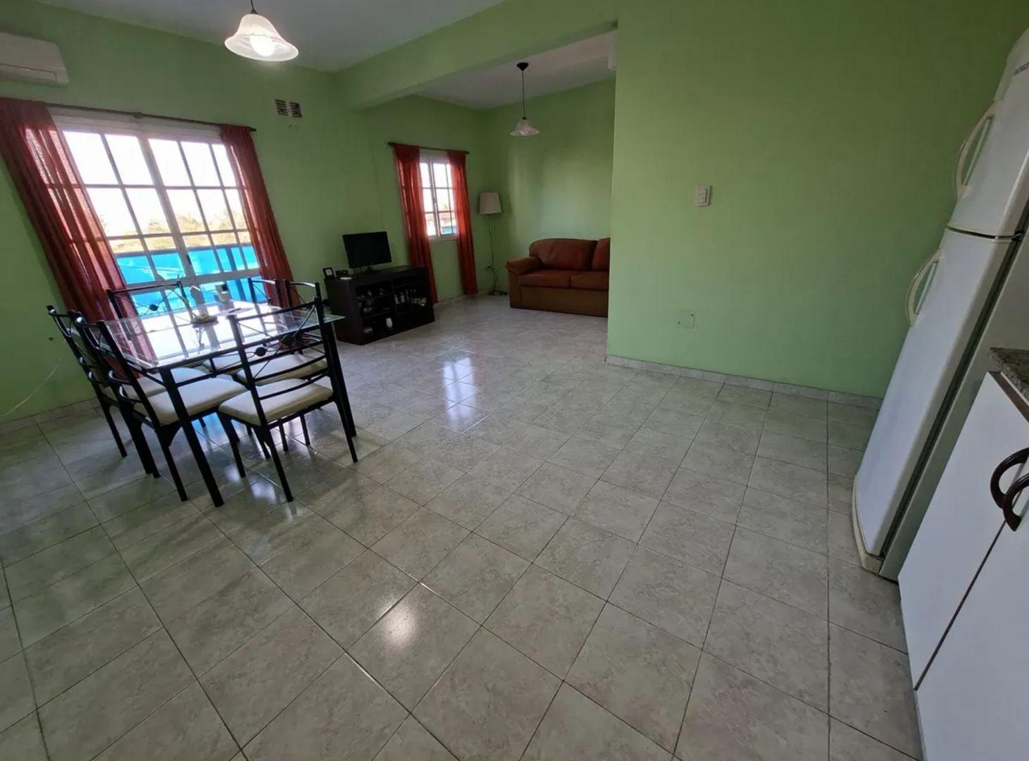 Venta departamento 2 ambientes Isidro Casanova