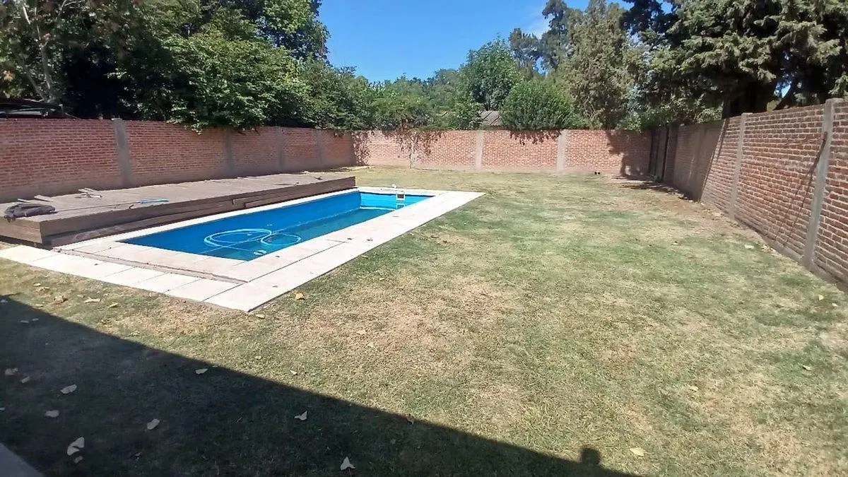 VENTA CASA 4 AMBIENTES EN VIRREY DEL PINO 3