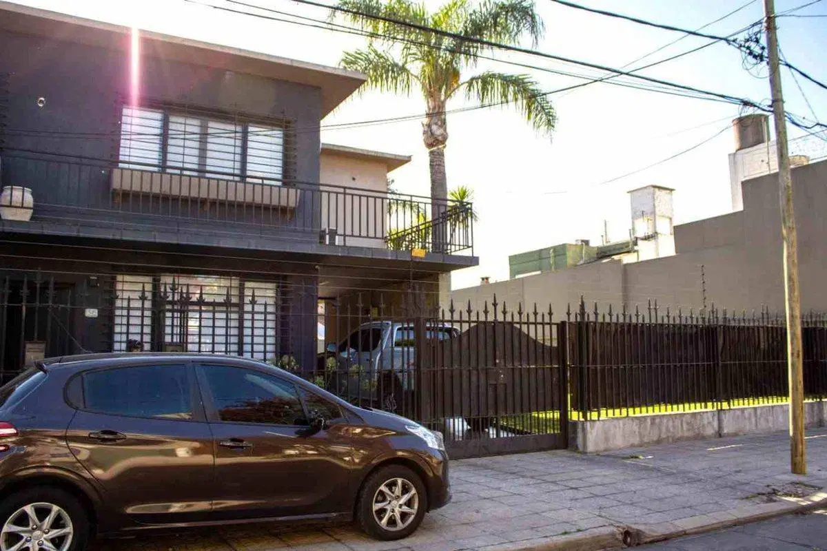 VENTA DE CASA 4 AMBIENTES RAMOS MEJIA 2