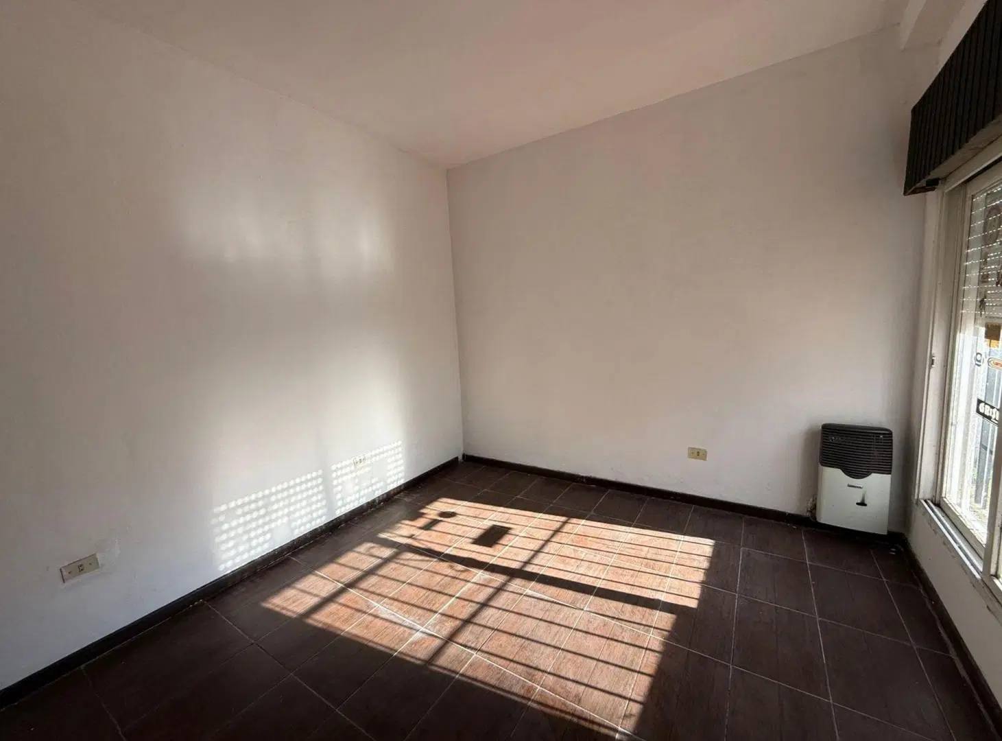 VENTA PH 4 AMBIENTES EN HURLINGHAM 5