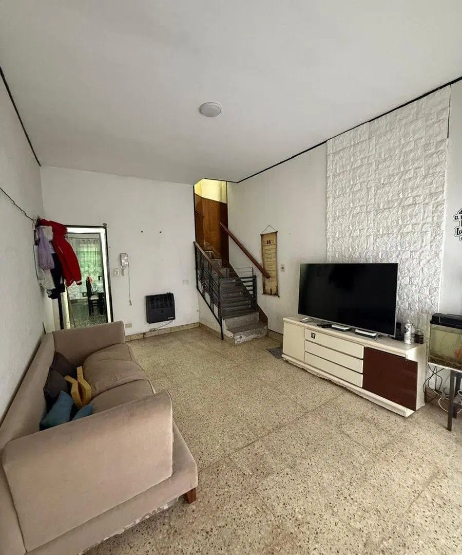 VENTA CASA 4 AMBIENTES HAEDO 4
