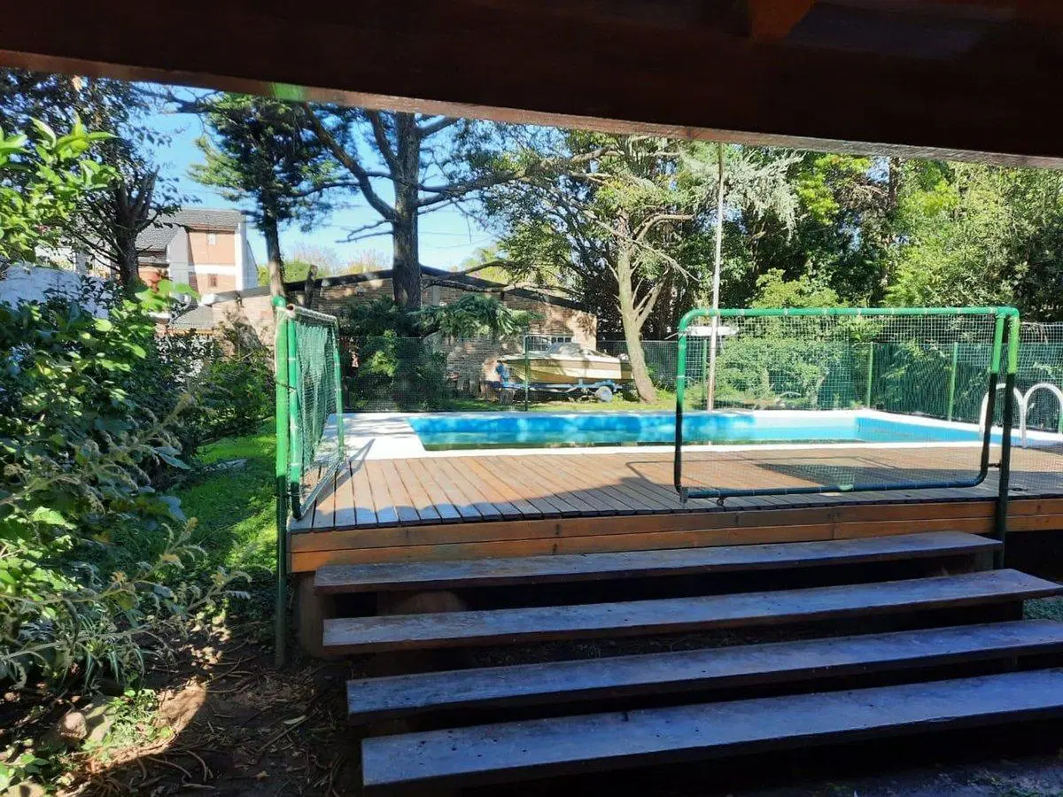 VENTA CASA DE 4 AMBIENTES EN VILLA LUZURIAGA 3