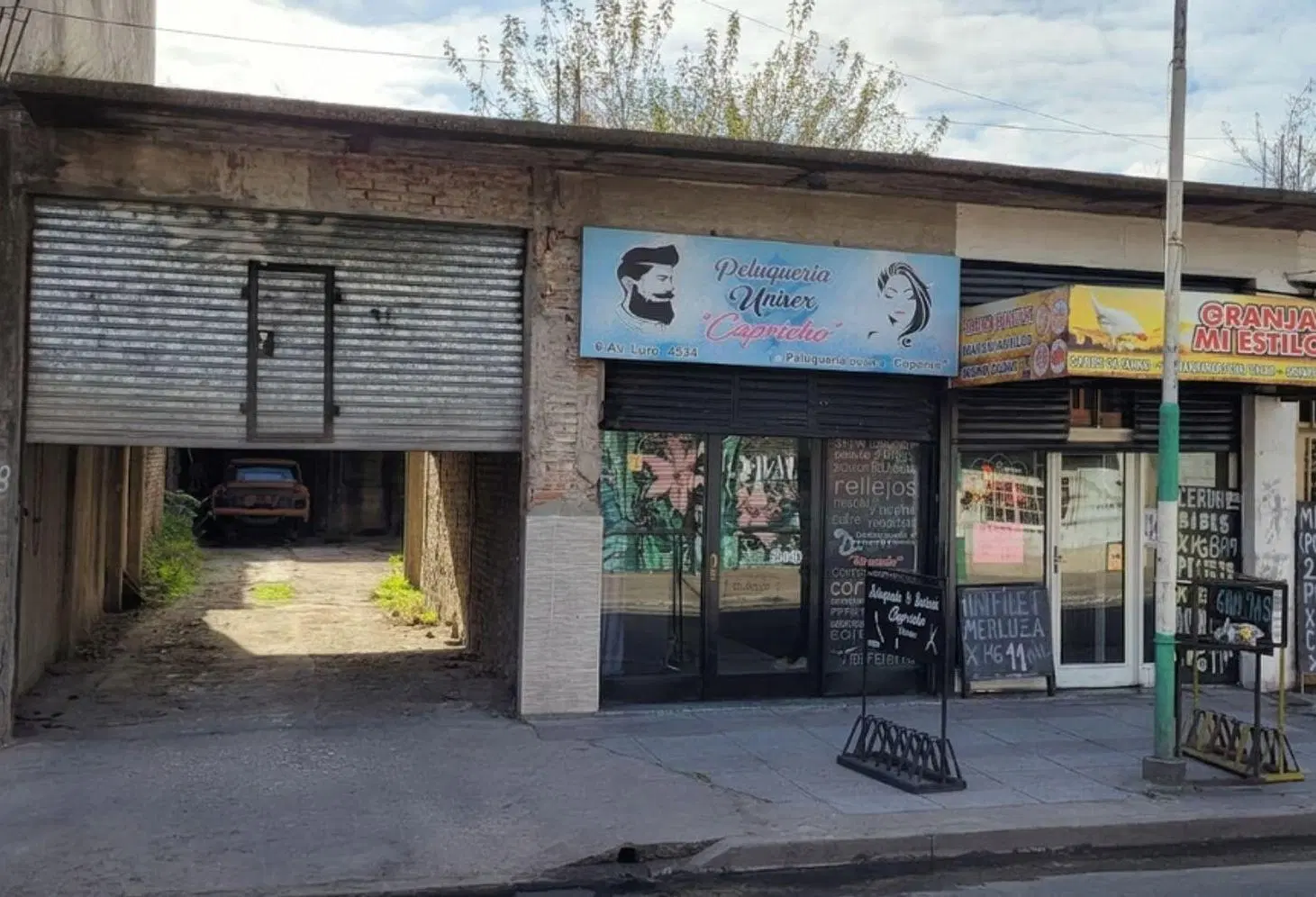 VENTA EN BLOCK LAFERRERE LOCALES MAS DEPOSITO 2