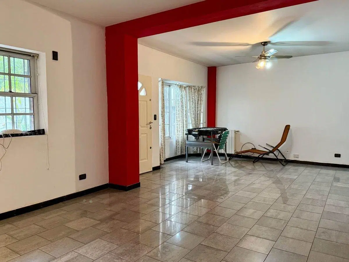 VENTA CASA 4 AMBIENTES EN VILLA LUGANO 2