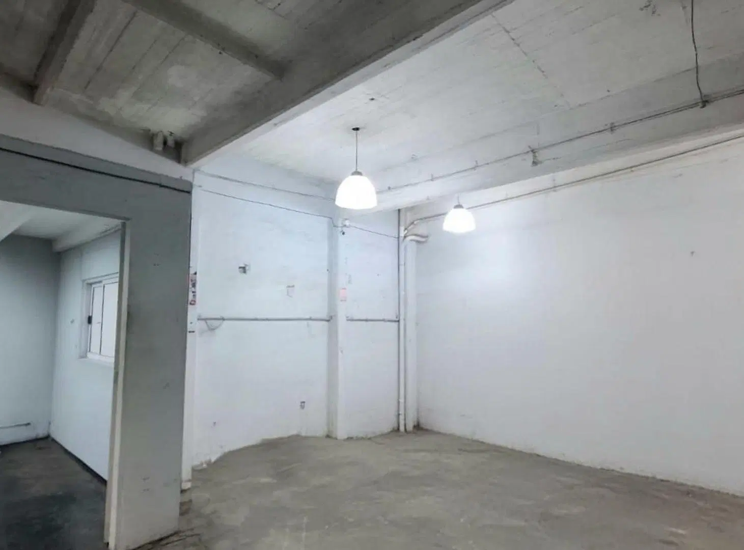VENTA GALPON EN LOMAS DEL MIRADOR 4