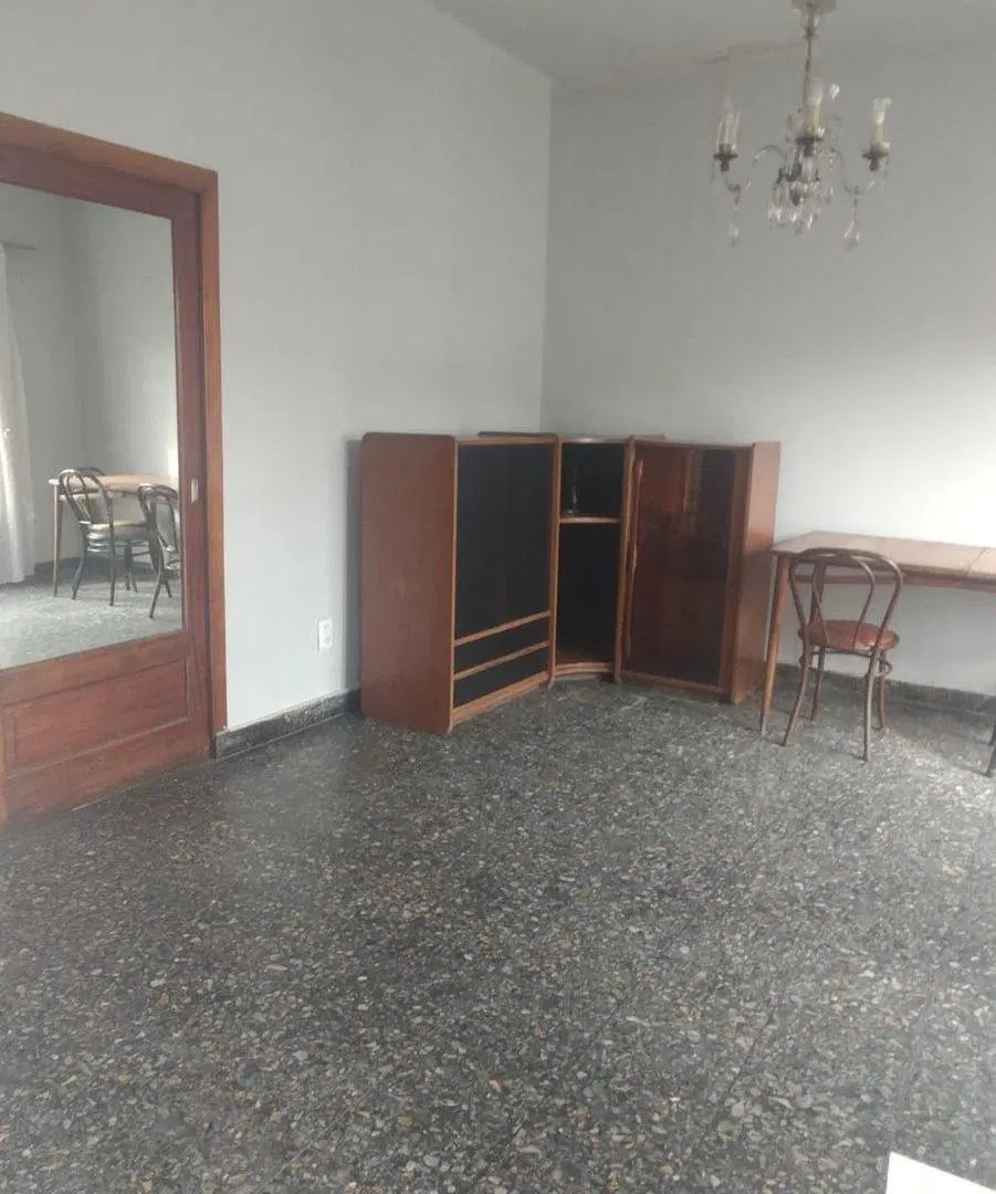 Venta de Casa en Ramos Mejía 6 ambientes 5