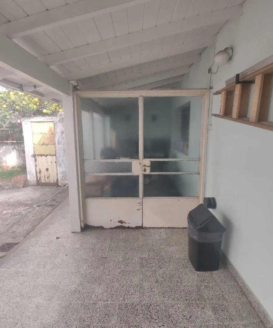 Venta de Casa en Ramos Mejía 6 ambientes 8