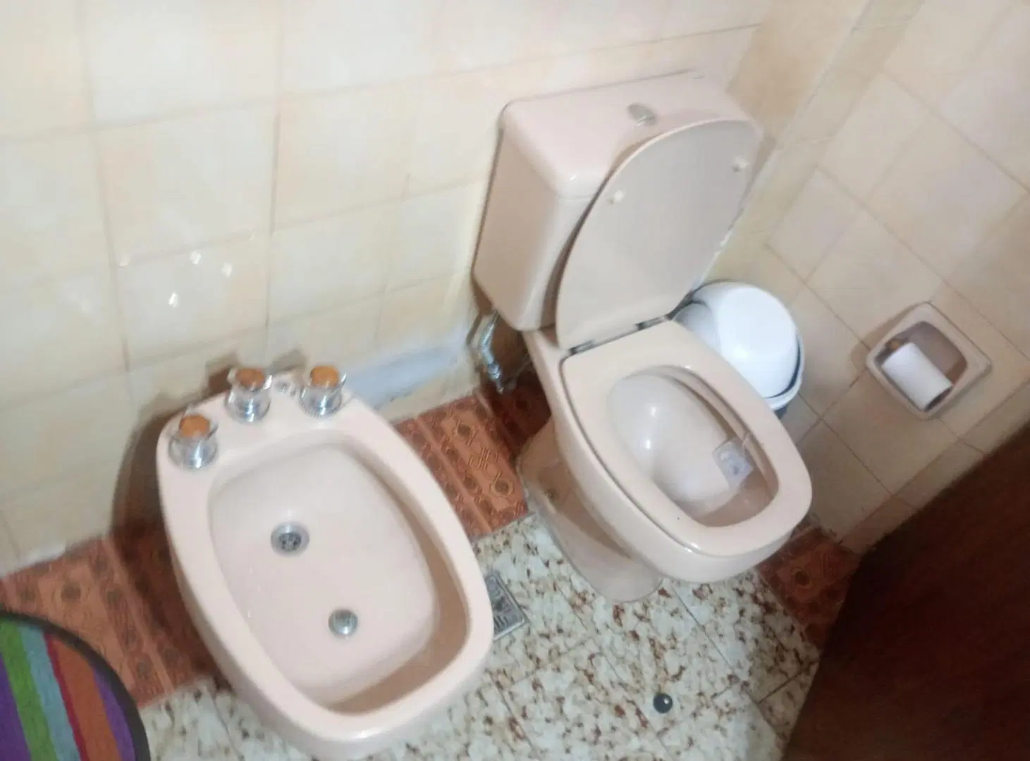 Venta casa con departamento y local Laferrere 2
