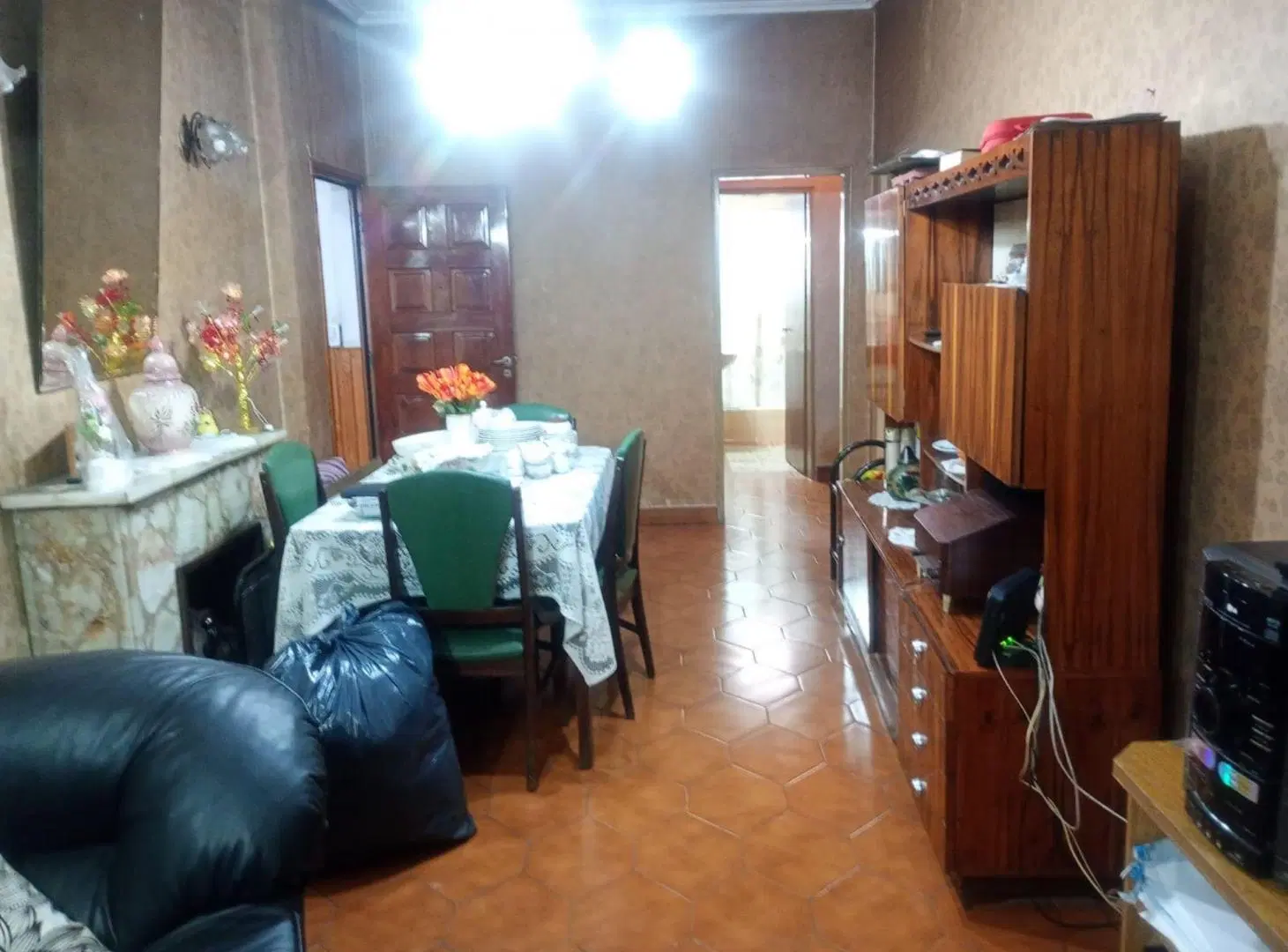 Venta casa con departamento y local Laferrere 5