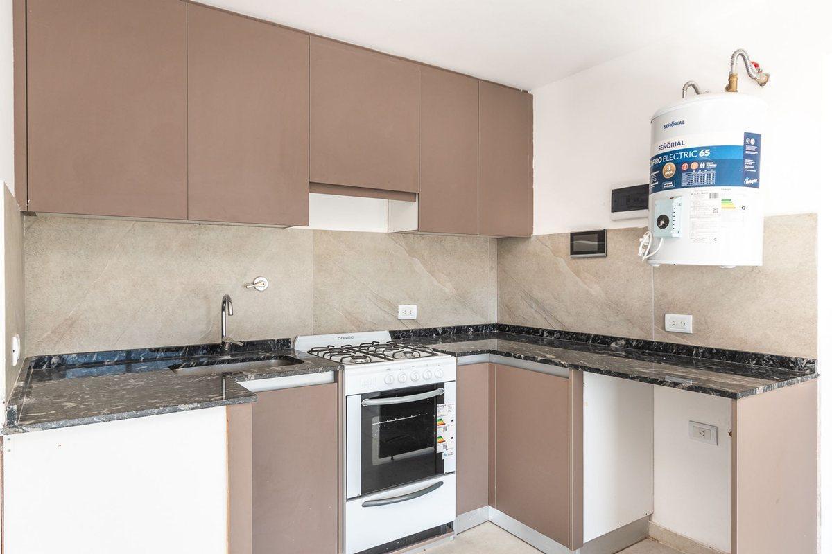 Foto de VENTA DEPARTAMENTO 2 AMBIENTES HURLINGHAM, imagen 1