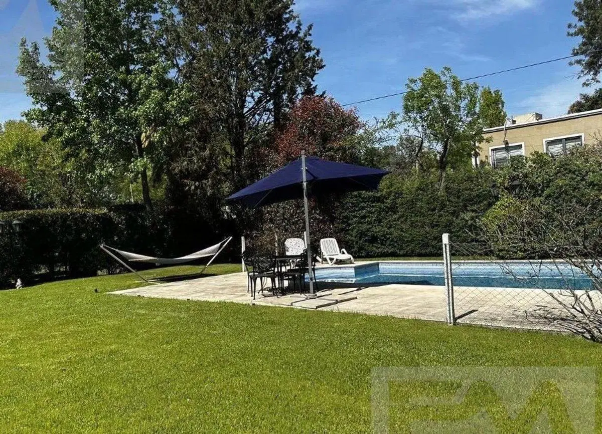 VENTA CASA  6 AMBIENTES COUNTRY CAMPOS DE ALVAREZ 4
