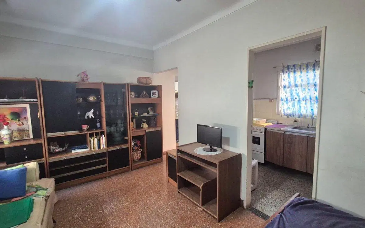 VENTA DEPARTAMENTO 3 AMBIENTES EN RAMOS MEJÍA 4